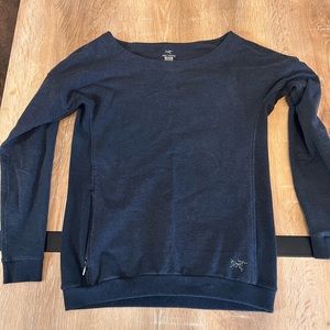 Arc'teryx Women's Crew Neck Sweater - Dark Blue